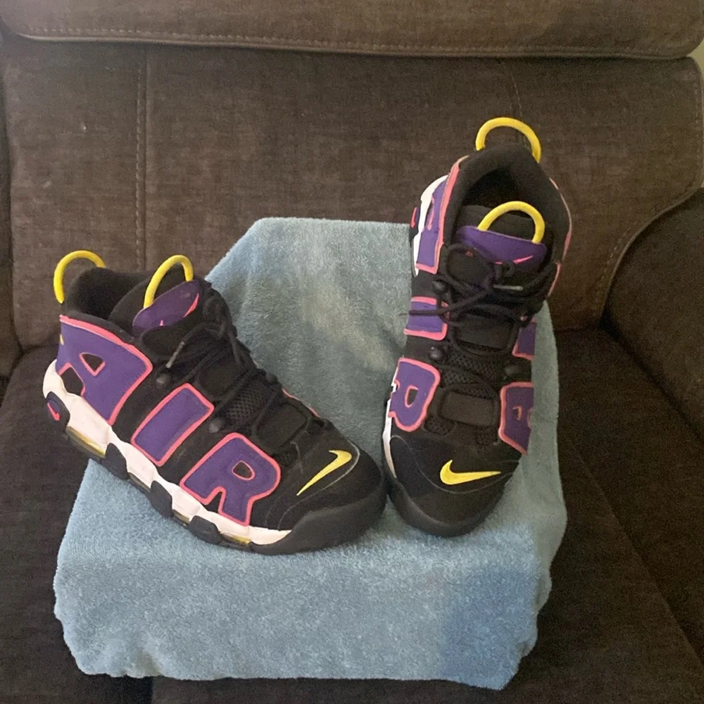 Nike Air Uptempo - Picture 1 of 5